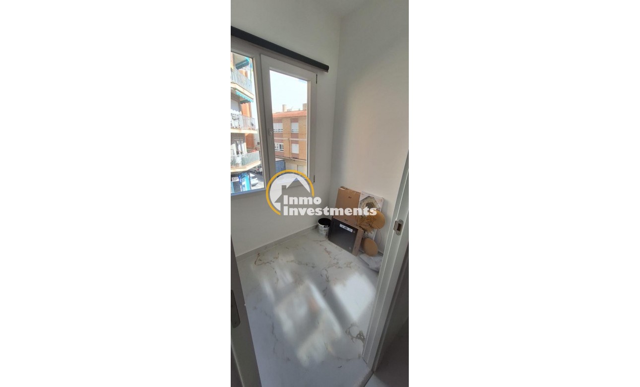 Reventa - Apartamento - Torrevieja - Estacion de autobuses