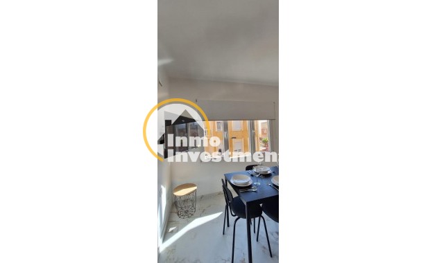 Reventa - Apartamento - Torrevieja - Estacion de autobuses