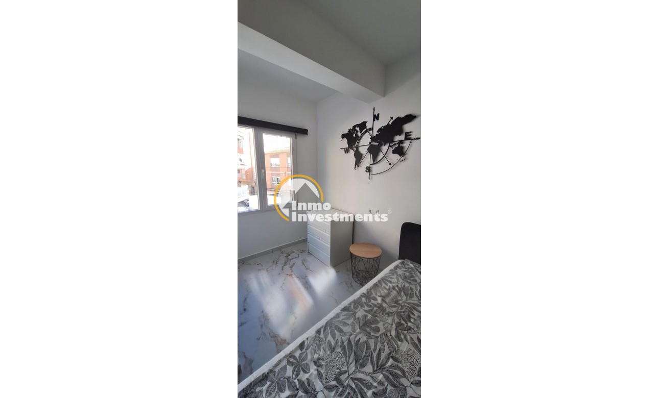 Reventa - Apartamento - Torrevieja - Estacion de autobuses