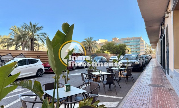 Long term rental - Commercial - Torrevieja - Playa de Los Locos
