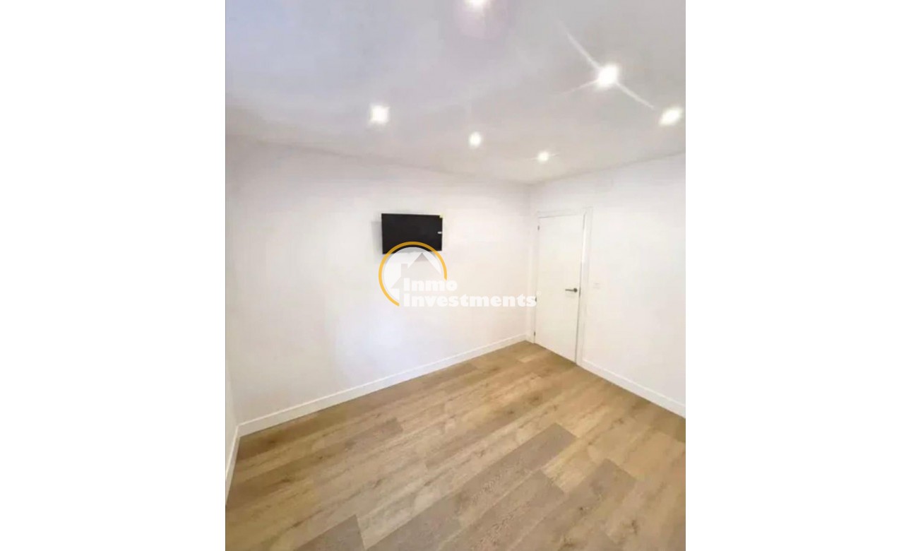 Reventa - Apartamento - Oviedo - La Manjoya-Parroquias Sur