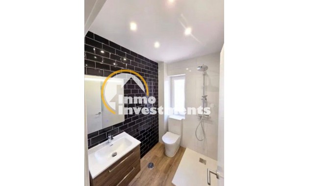 Reventa - Apartamento - Oviedo - La Manjoya-Parroquias Sur