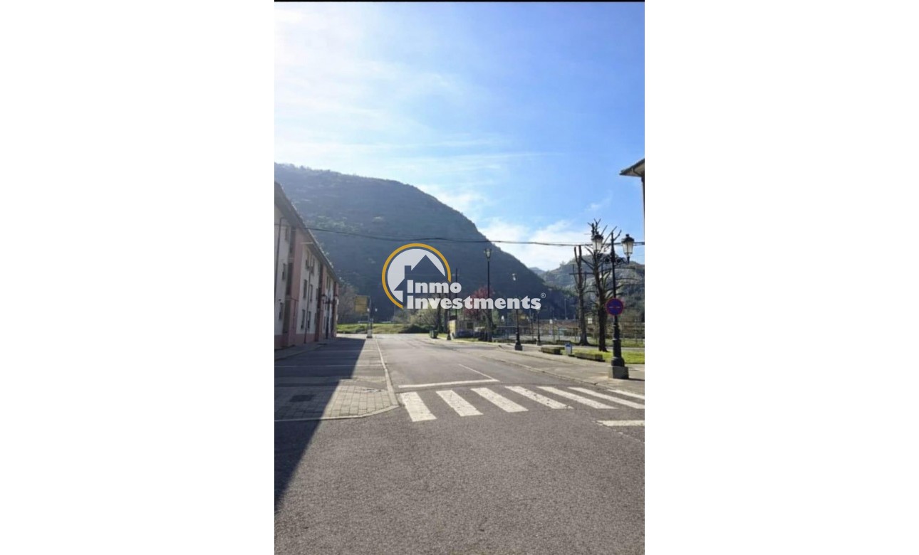 Reventa - Apartamento - Oviedo - La Manjoya-Parroquias Sur