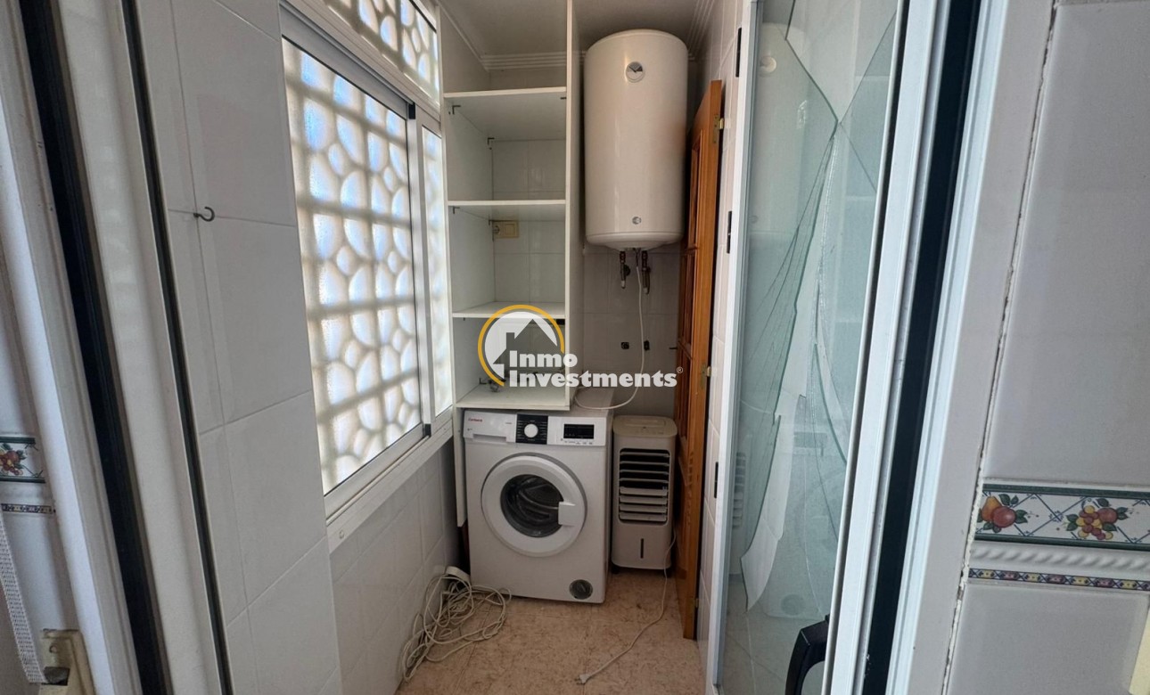 Reventa - Apartamento - Torrevieja - Sector 25