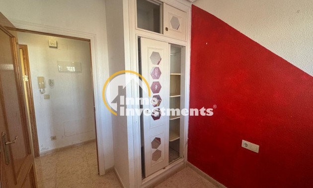 Reventa - Apartamento - Torrevieja - Sector 25