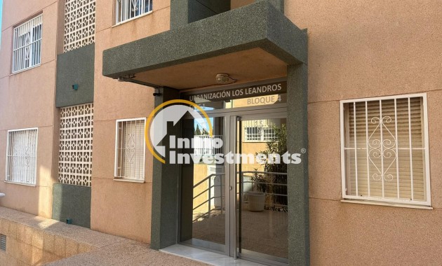 Reventa - Apartamento - Torrevieja - Sector 25