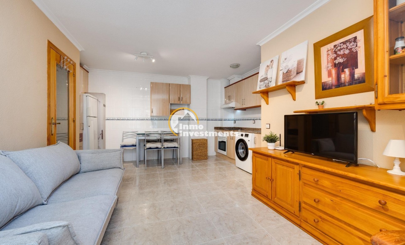 Resale - Apartment - Torrevieja - Playa de los Naufragos