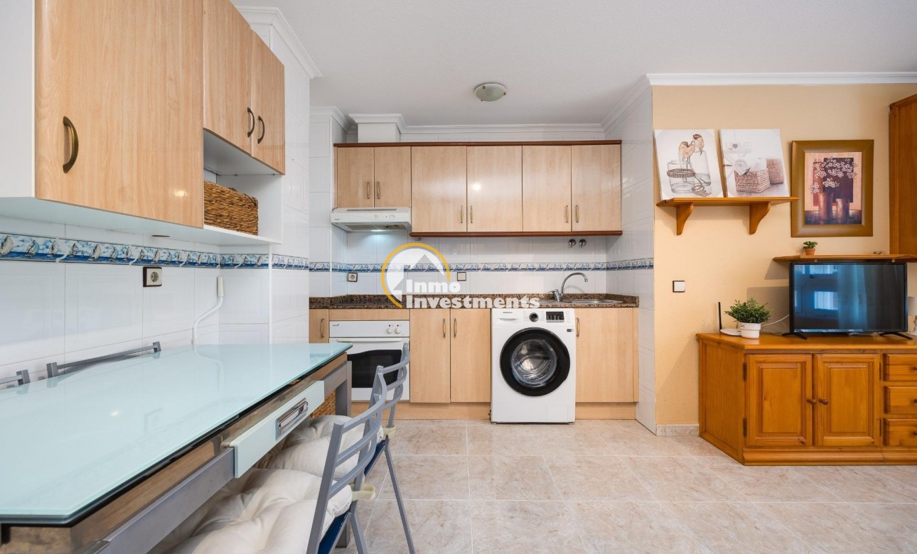 Resale - Apartment - Torrevieja - Playa de los Naufragos
