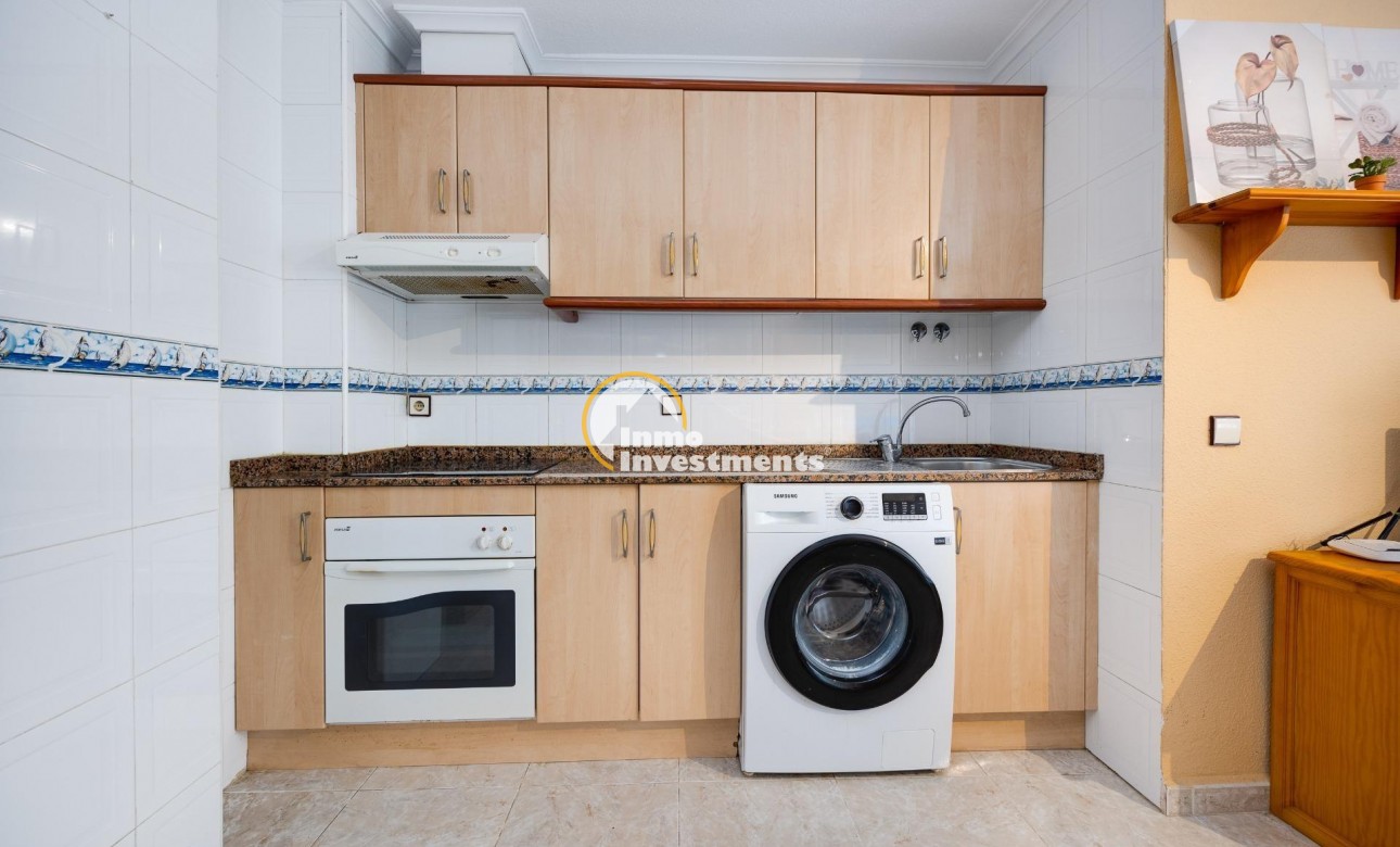 Resale - Apartment - Torrevieja - Playa de los Naufragos