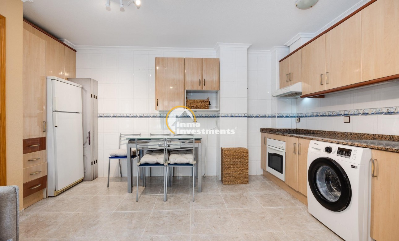 Resale - Apartment - Torrevieja - Playa de los Naufragos