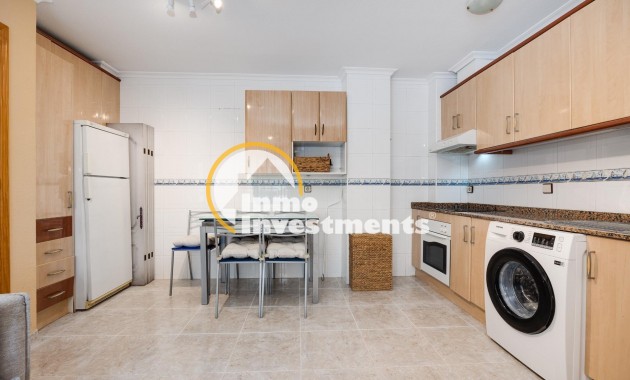 Resale - Apartment - Torrevieja - Playa de los Naufragos