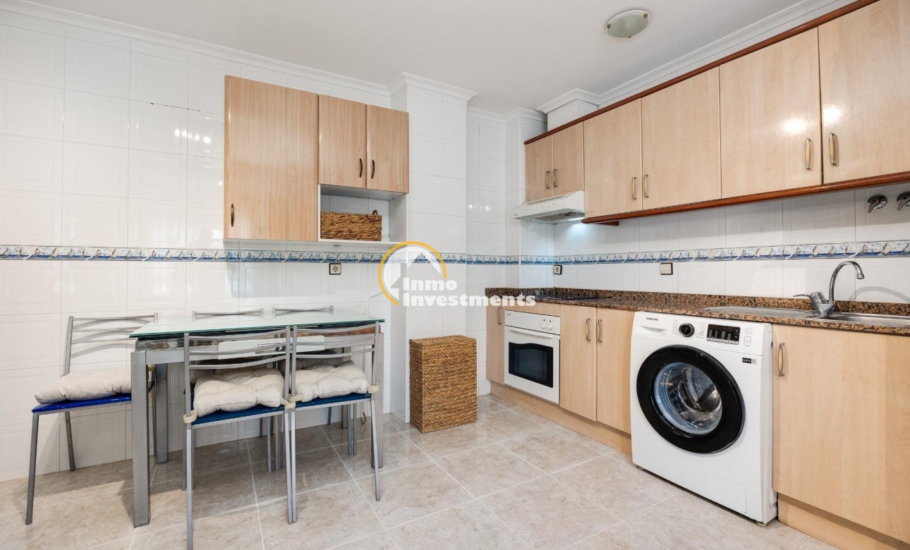 Resale - Apartment - Torrevieja - Playa de los Naufragos