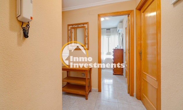 Resale - Apartment - Torrevieja - Playa de los Naufragos