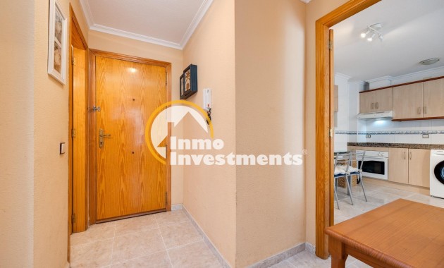 Resale - Apartment - Torrevieja - Playa de los Naufragos