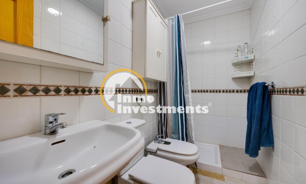 Resale - Apartment - Torrevieja - Playa de los Naufragos