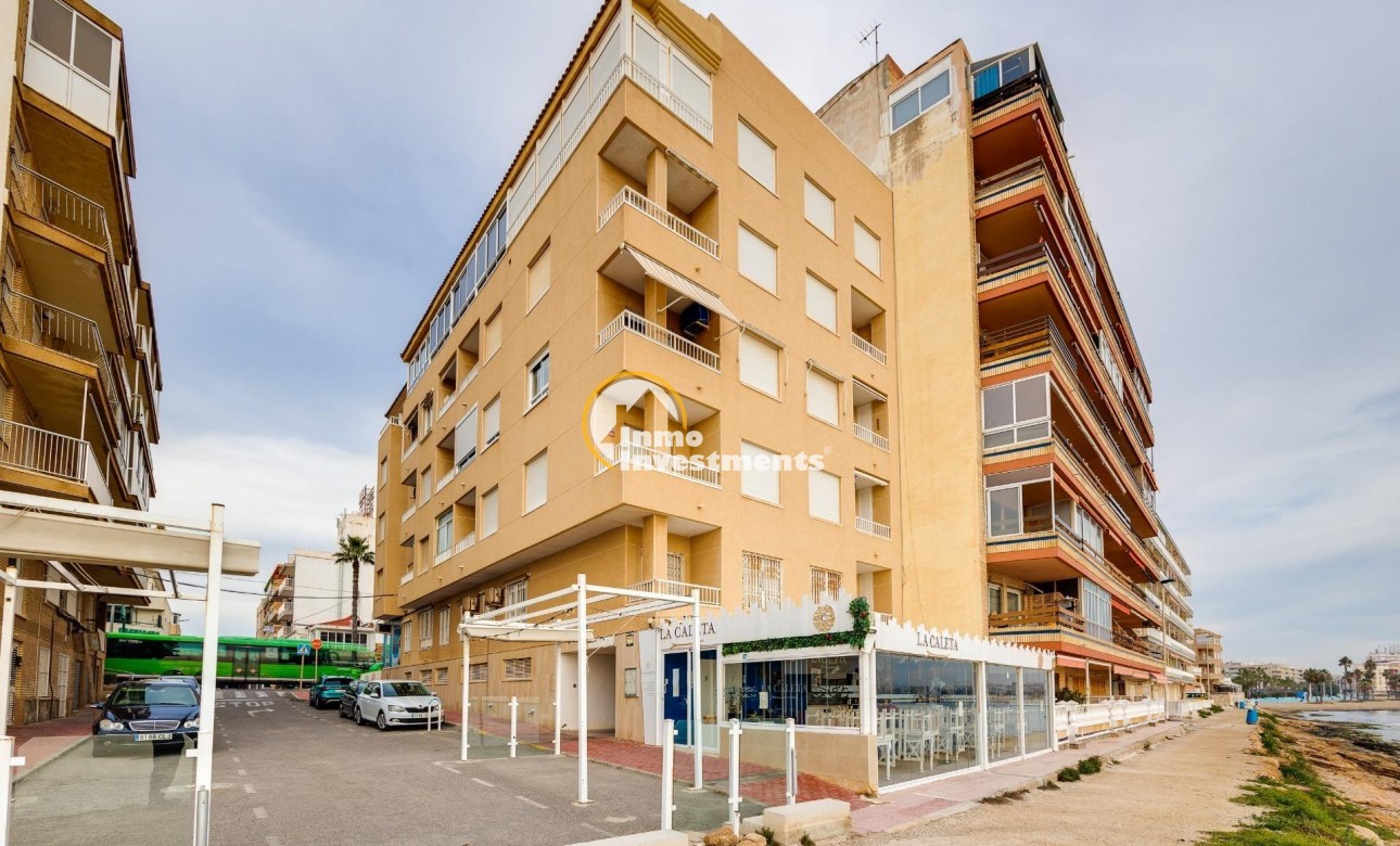 Resale - Apartment - Torrevieja - Playa de los Naufragos