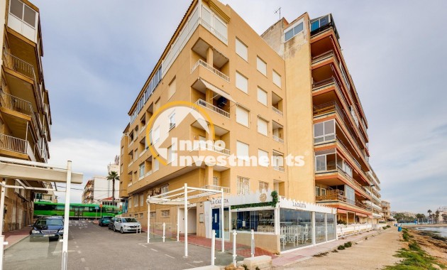 Resale - Apartment - Torrevieja - Playa de los Naufragos