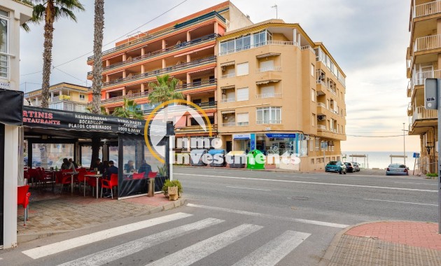 Resale - Apartment - Torrevieja - Playa de los Naufragos