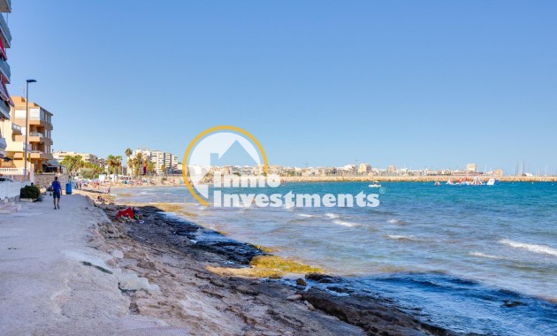 Resale - Apartment - Torrevieja - Playa de los Naufragos