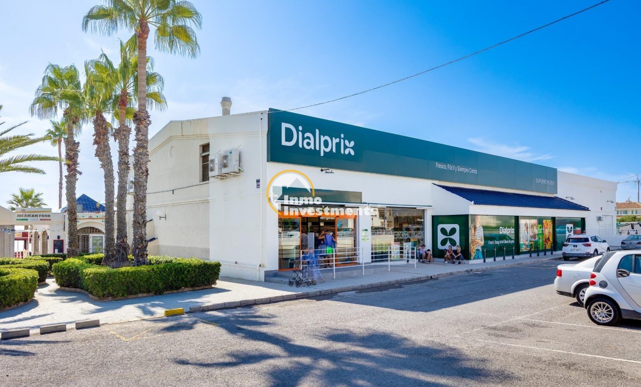 Resale - Apartment - Torrevieja - Playa de los Naufragos