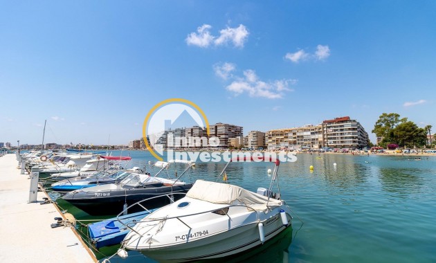 Resale - Apartment - Torrevieja - Playa de los Naufragos
