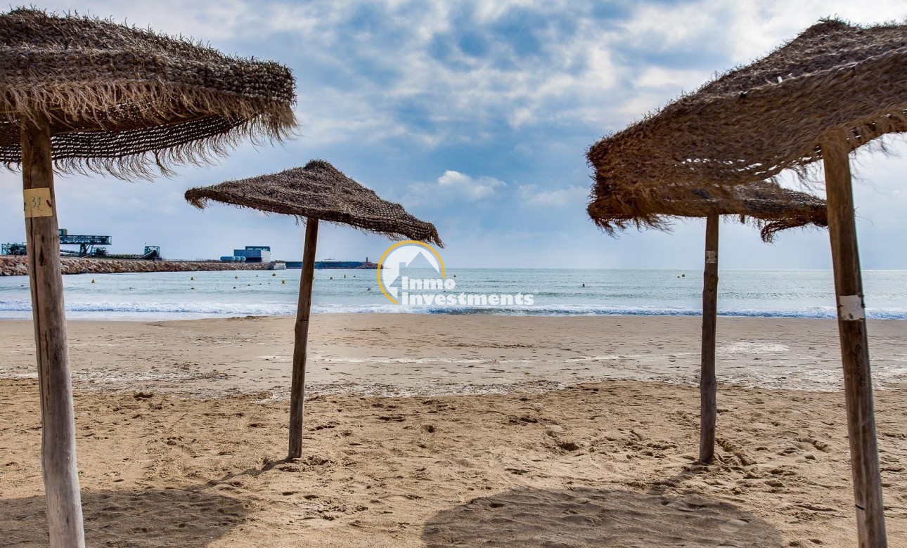 Resale - Apartment - Torrevieja - Playa de los Naufragos