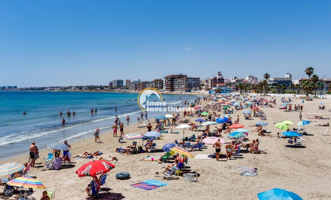 Resale - Apartment - Torrevieja - Playa de los Naufragos