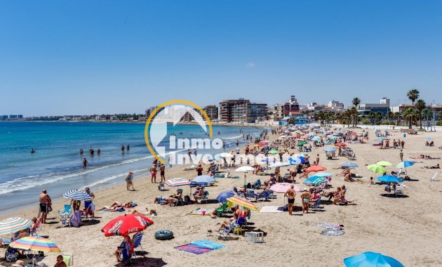 Resale - Apartment - Torrevieja - Playa de los Naufragos