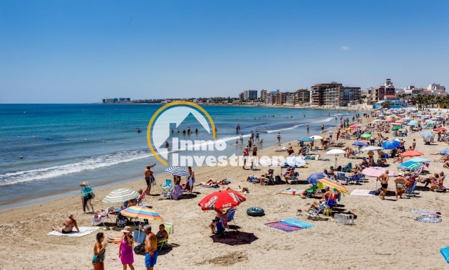 Resale - Apartment - Torrevieja - Playa de los Naufragos
