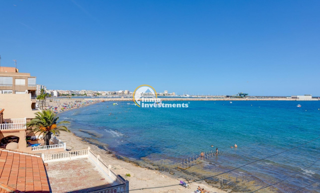 Resale - Apartment - Torrevieja - Playa de los Naufragos