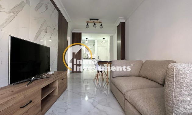 Resale - Bungalow - Torrevieja