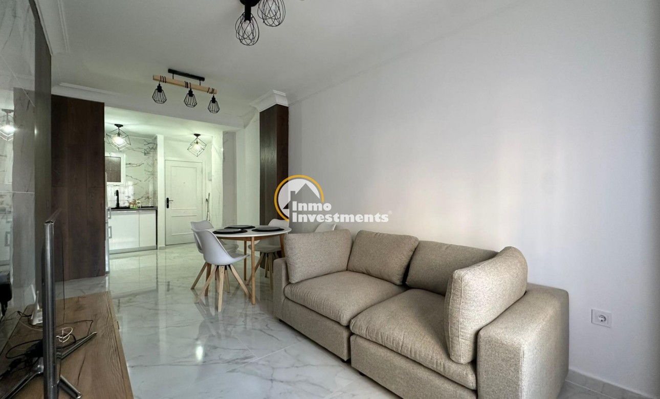 Resale - Bungalow - Torrevieja