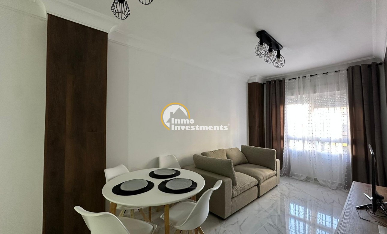 Resale - Bungalow - Torrevieja