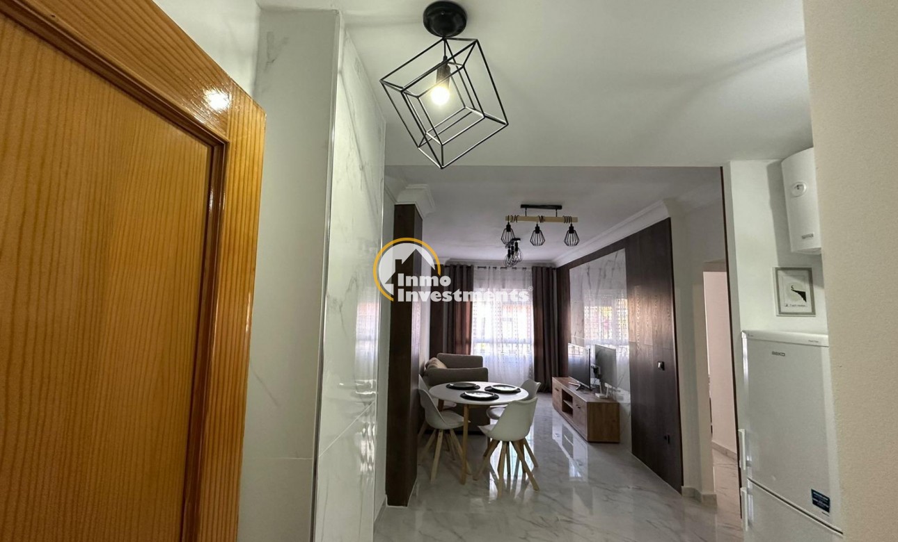 Resale - Bungalow - Torrevieja
