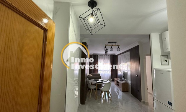 Resale - Bungalow - Torrevieja