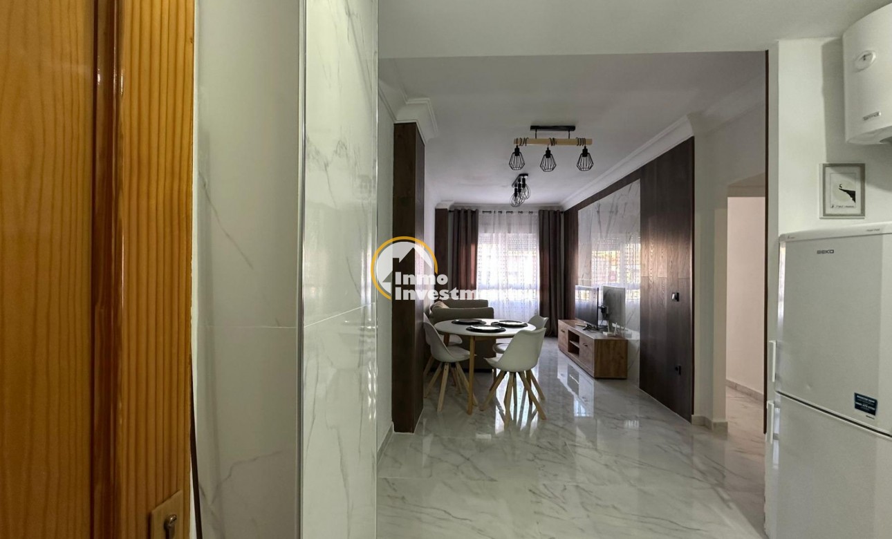 Resale - Bungalow - Torrevieja