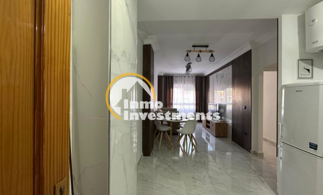 Resale - Bungalow - Torrevieja