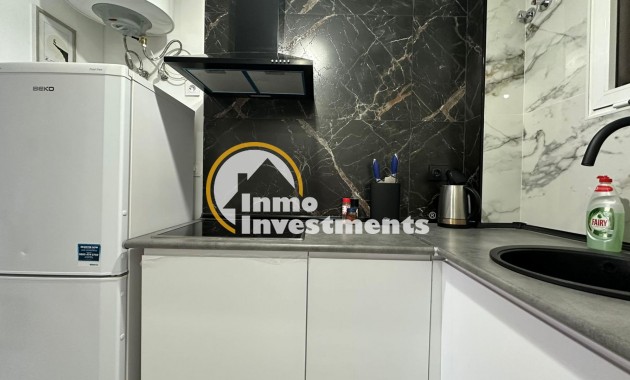 Resale - Bungalow - Torrevieja