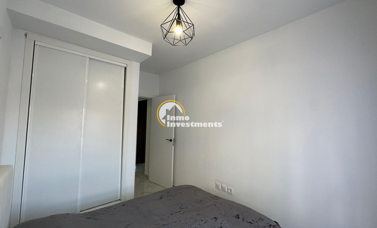 Resale - Bungalow - Torrevieja