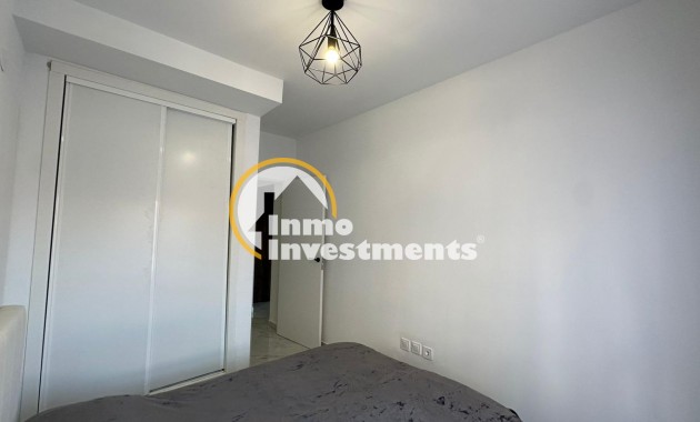 Resale - Bungalow - Torrevieja