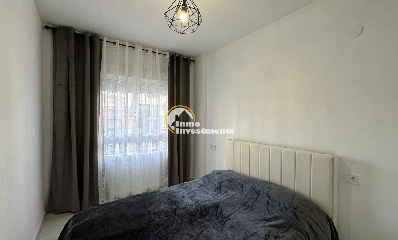 Resale - Bungalow - Torrevieja