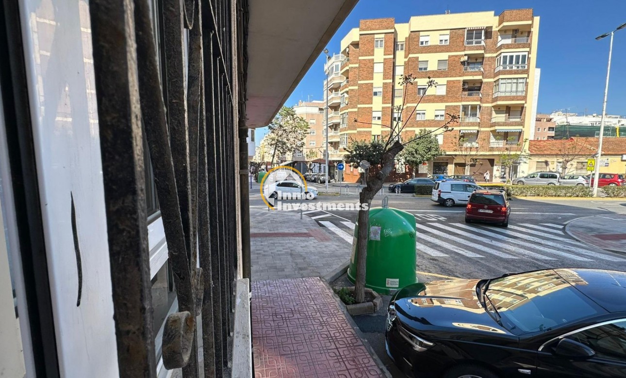 Resale - Bungalow - Torrevieja