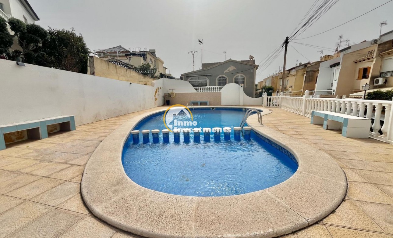 Resale - Villa - Torrevieja - Los Balcones - Los Altos del Edén