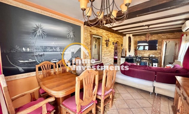 Resale - Villa - Torrevieja - Los Balcones - Los Altos del Edén