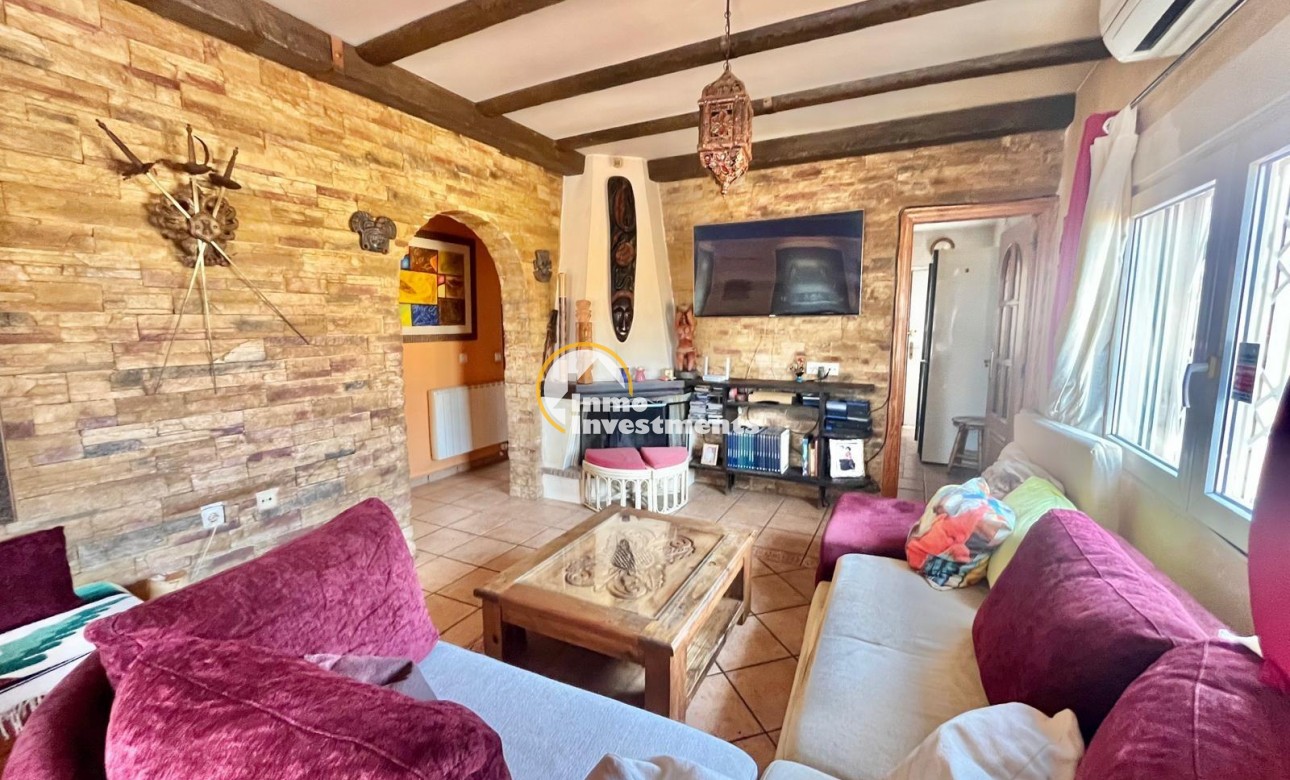 Resale - Villa - Torrevieja - Los Balcones - Los Altos del Edén