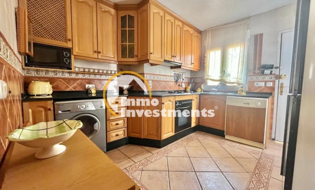 Resale - Villa - Torrevieja - Los Balcones - Los Altos del Edén