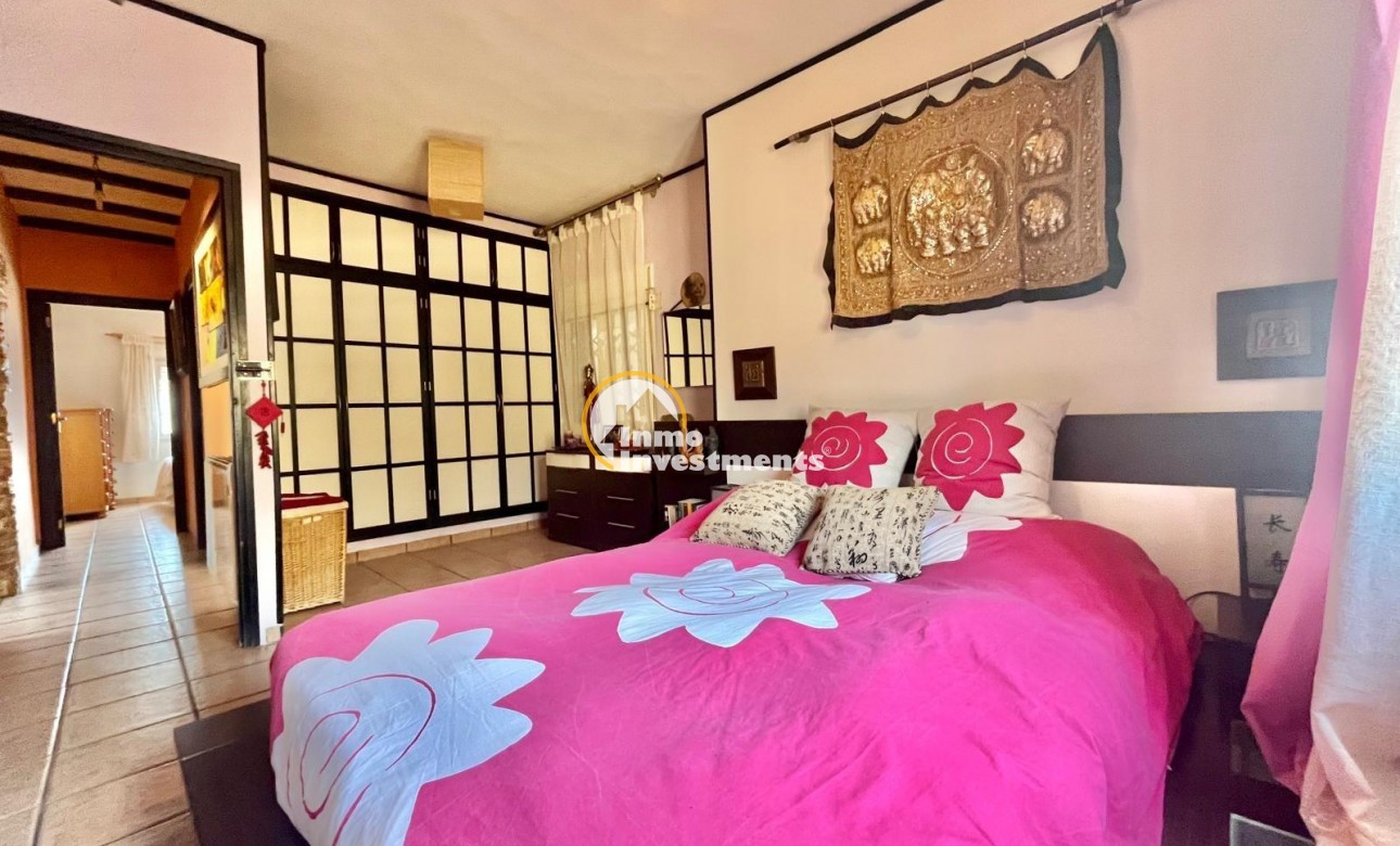 Resale - Villa - Torrevieja - Los Balcones - Los Altos del Edén