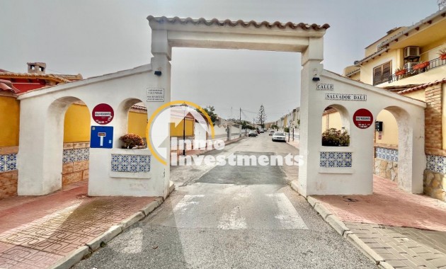 Resale - Villa - Torrevieja - Los Balcones - Los Altos del Edén