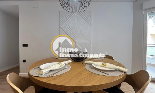 Resale - Apartment - Torrevieja - Estacion de autobuses