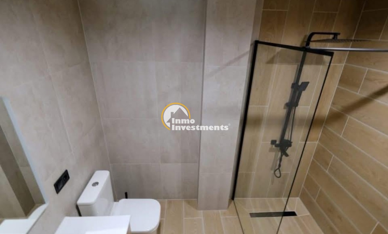 Resale - Apartment - Torrevieja - Estacion de autobuses